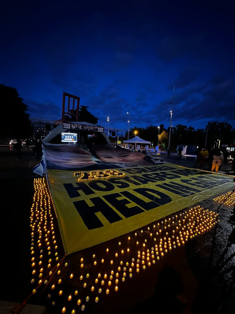 טקס להנצחת אירועי ה-7 באוקטובר מול מטה האו''ם בז'נבה