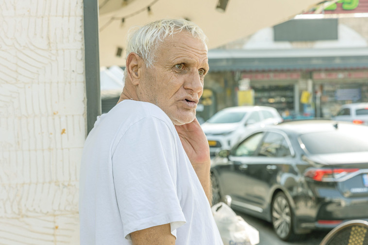 אמיר לוי, יליד אשקלון.