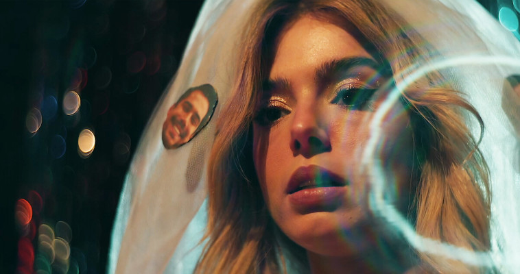 ''יתרונות הבגידה''