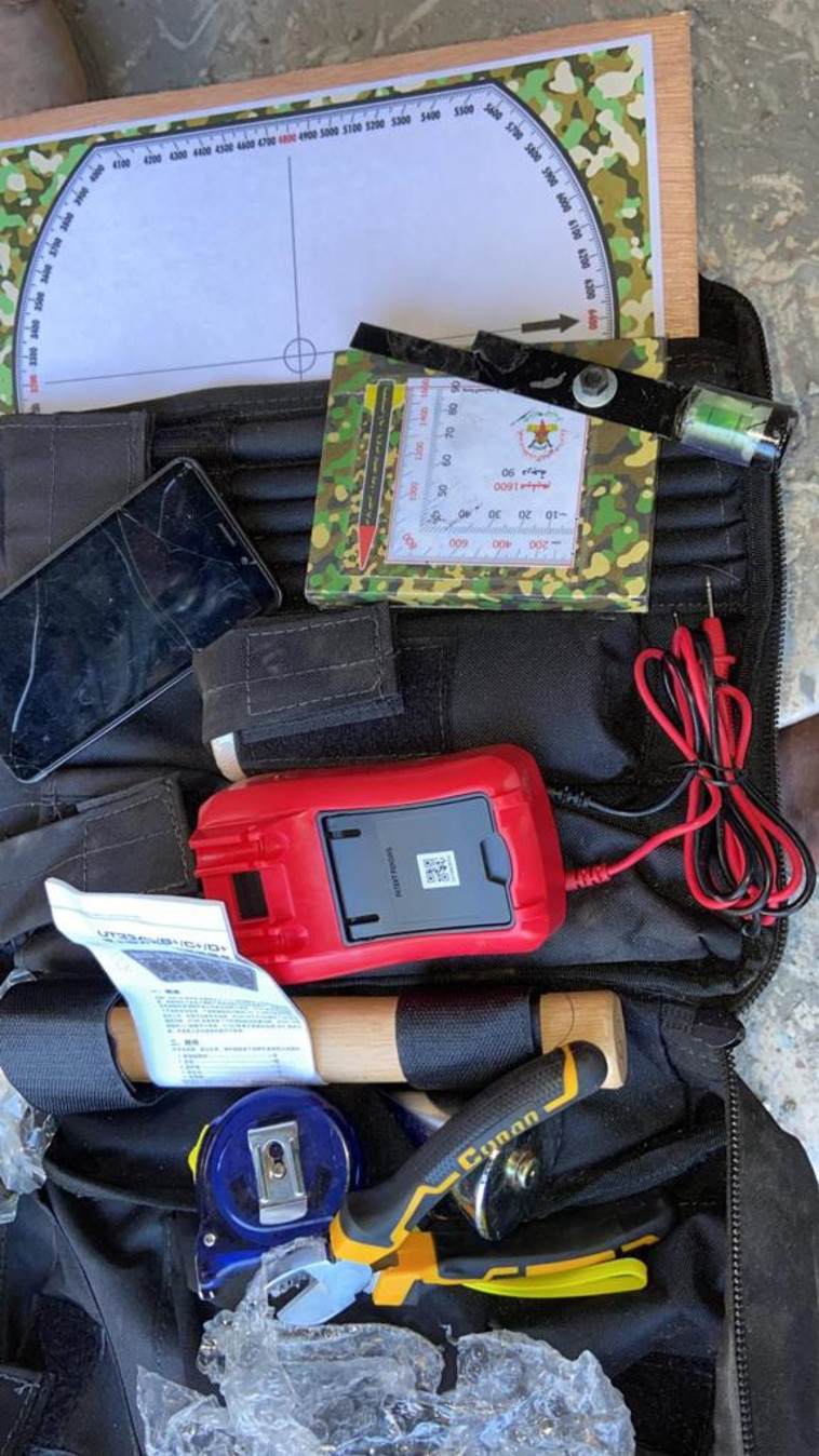 אמצעי לחימה שנמצאו בגן ילדים בעזה