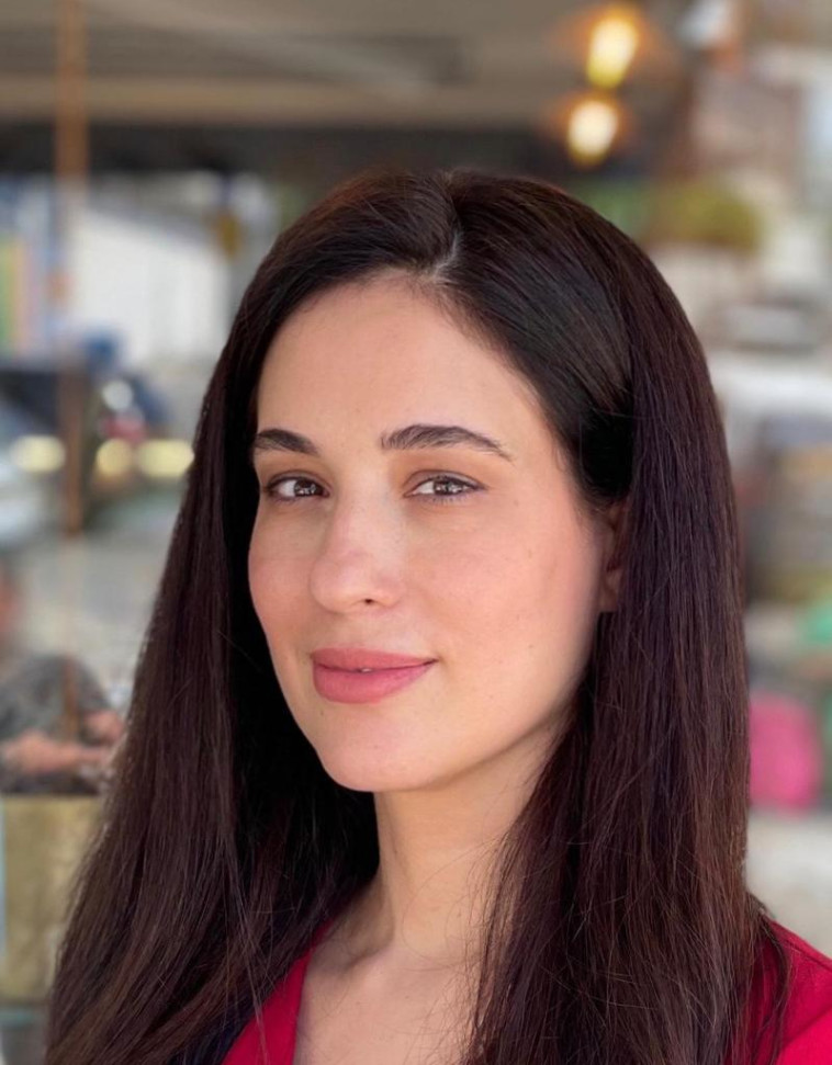 ענבר יחזקאלי בליליוס