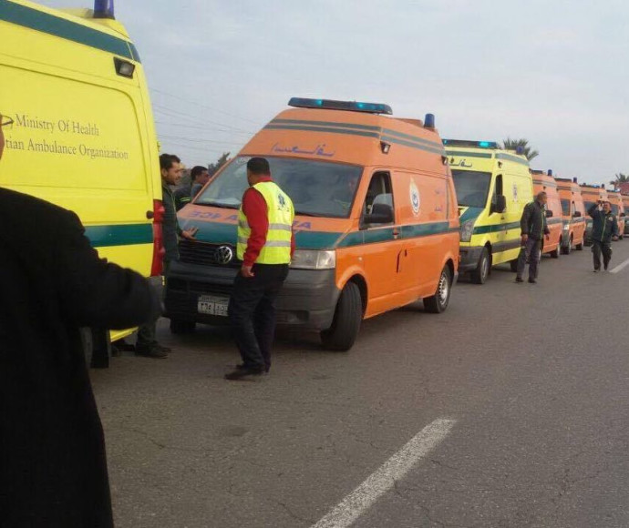 אמבולנסים מצרים אחרי פיגוע בסיני