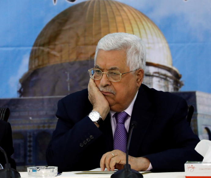 &quot;מנסים לכופף את אבו מאזן&quot;, צילום: רויטרס