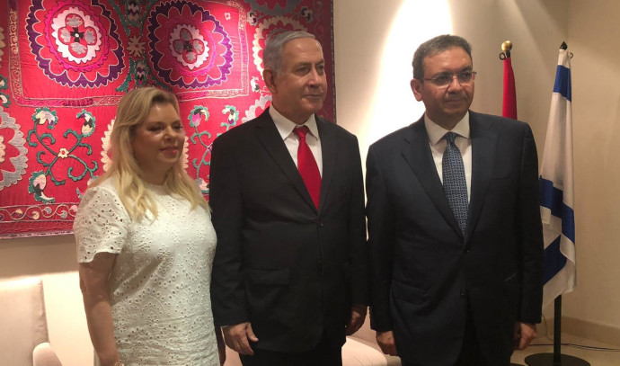 בנימין נתניהו ושגריר מצרים בישראל. צילום: יאסר עוקבי