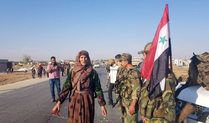 צבא סוריה נכנס לעיירה כורדית בצפון המדינה. צילום: רויטרס