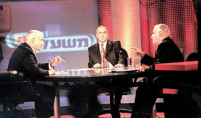 העימות בין בנימין נתניהו לאיציק מרדכי בבחירות 1999. צילום: אלי דסה
