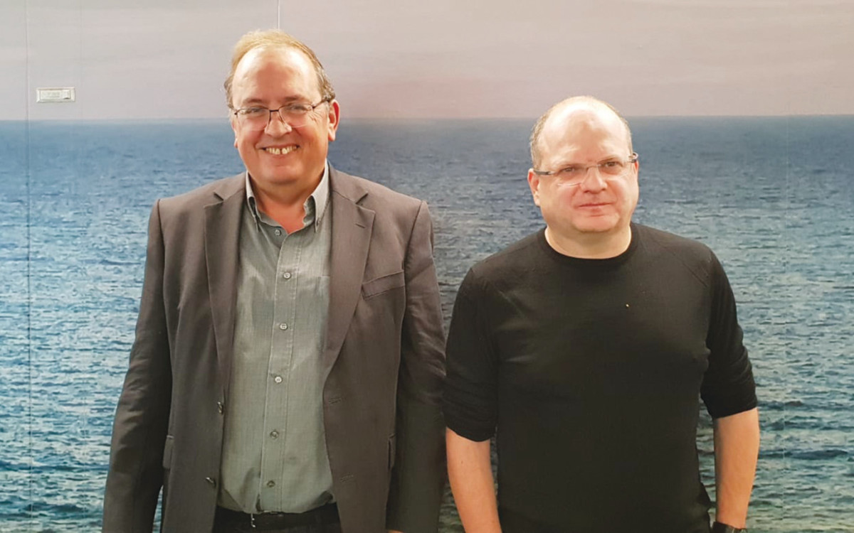 גיל שויד ועופר בלוך צילום: באדיבות חברת החשמל גיל שויד ועופר בלוך