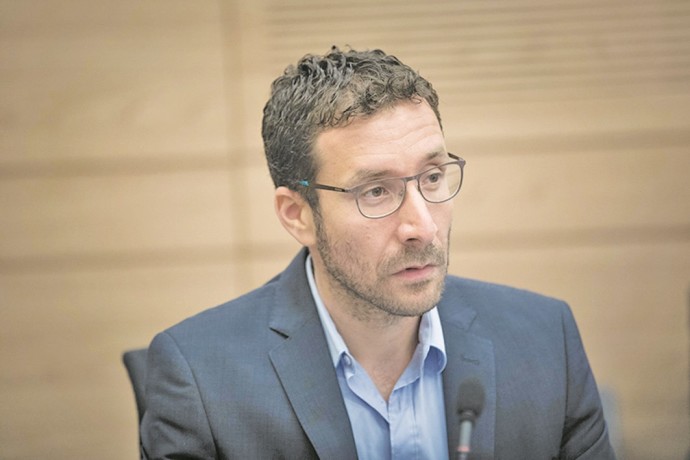 איציק שמולי. צילום: יונתן זינדל, פלאש 90