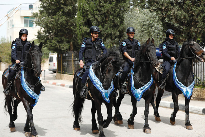 שוטרים פלסטיניים ברמאללה. צילום: רויטרס