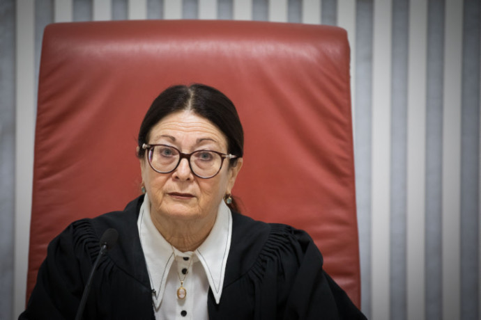 אסתר חיות. צילום: יונתן זינדל, פלאש 90