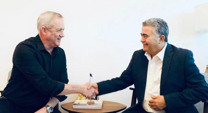 עמיר פרץ, בני גנץ. צילום: אלעד מלכה