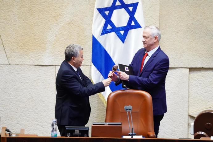 בני גנץ, עמיר פרץ. צילום: עדינה ולמן, דוברות הכנסת