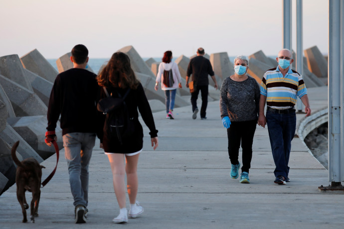 קורונה בישראל. צילום: REUTERS/Amir Cohen
