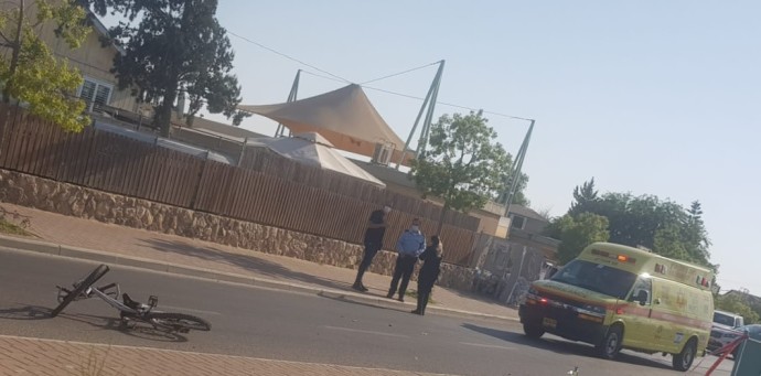 תאונת פגע וברח בערד. צילום: תיעוד מבצעי מד